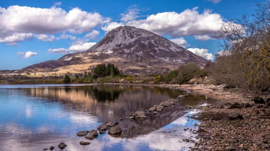 Dungloe Lakeside Lodgingアパートメント エクステリア 写真